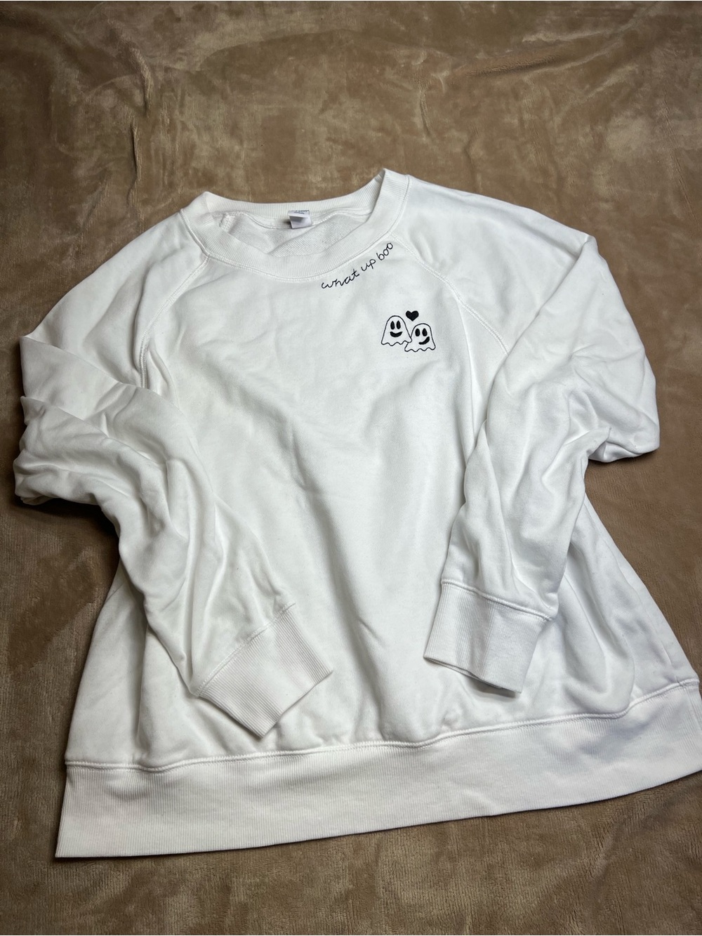 OLD NAVY White Long Sleeve Crew Neck Sweatshirt with Embroidered Ghosts - Sz L